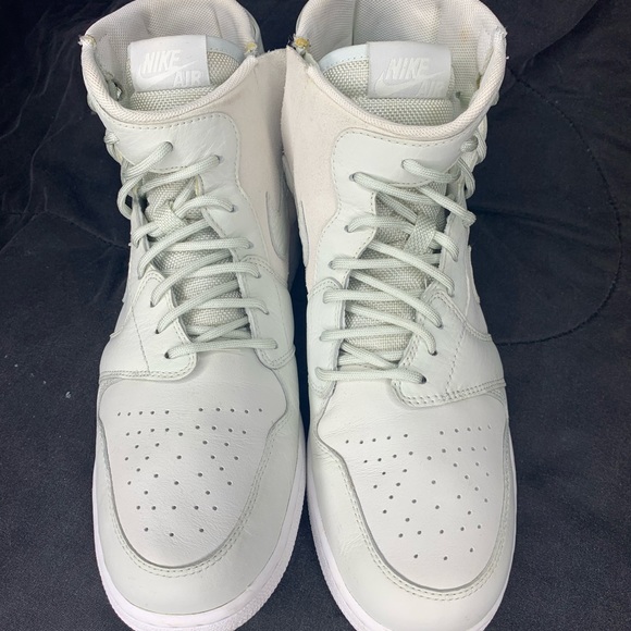 Nike Air Jordan 1 high Women’s Size 10.5 Rebel XX retro og cream white sail wmns - Picture 3 of 12